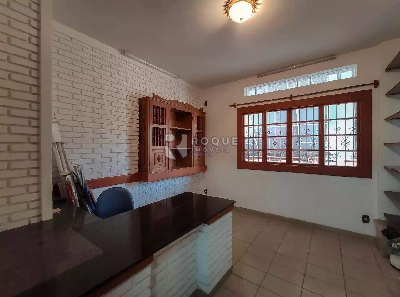 Casa Residencial à venda no bairro Jardim Mercedes: 