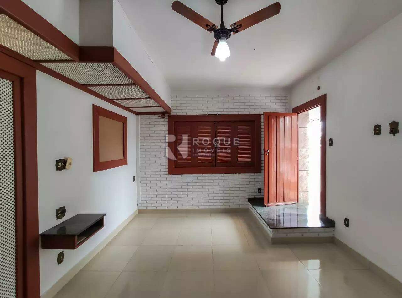 Casa Residencial à venda no bairro Jardim Mercedes: 