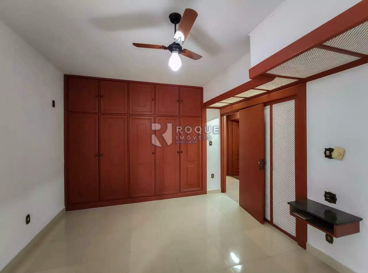 Casa Residencial à venda no bairro Jardim Mercedes: 