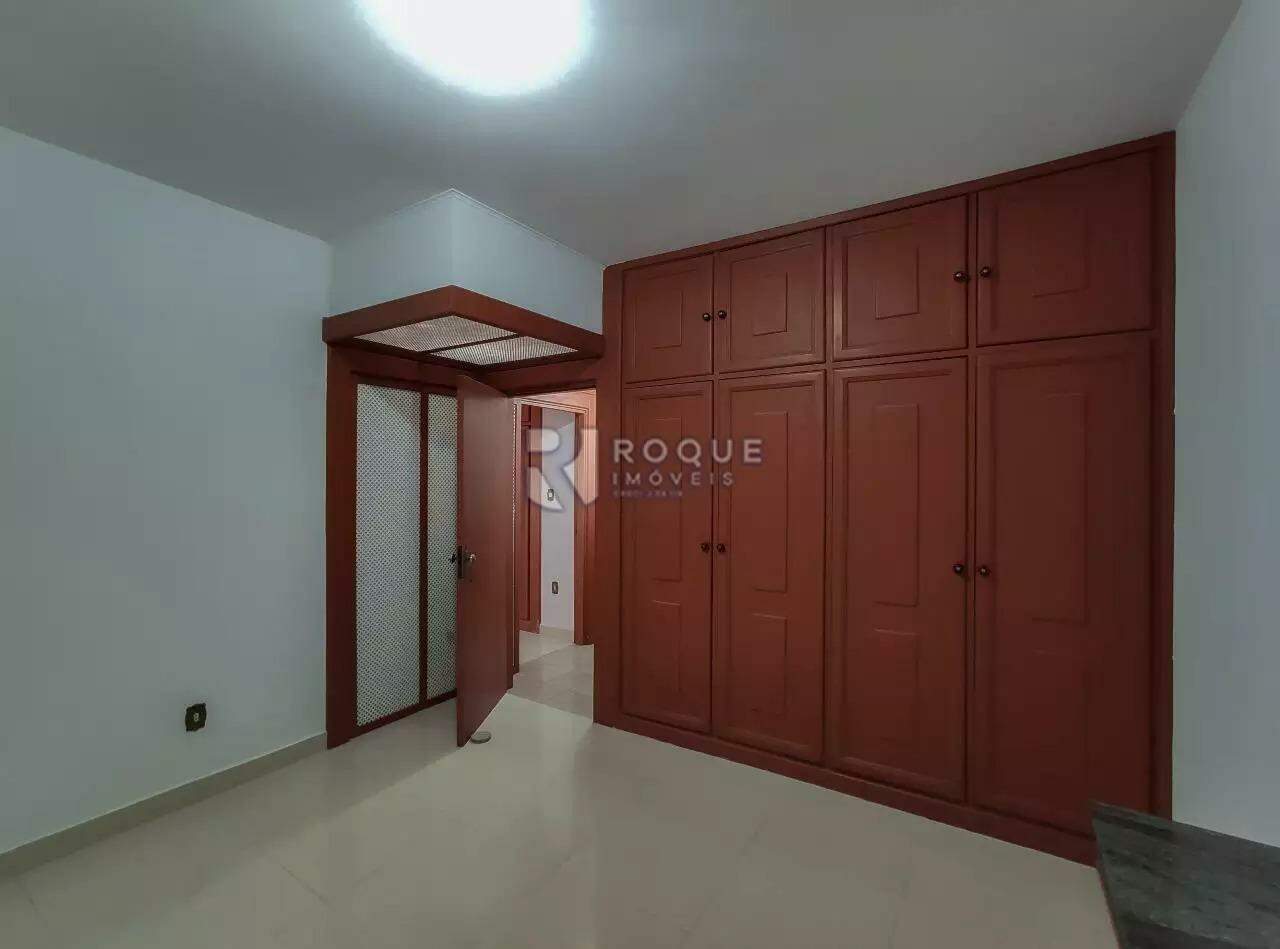 Casa Residencial à venda no bairro Jardim Mercedes: 