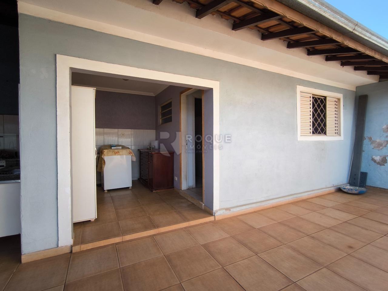 Casa Residencial à venda no bairro Parque Real: ÁREA DE SERVIÇO