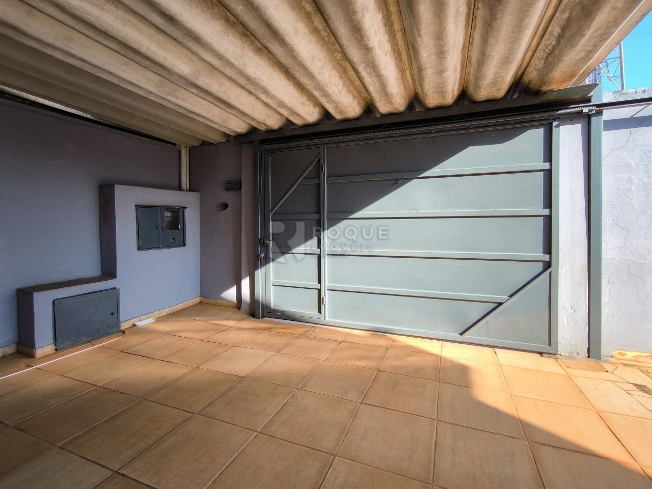 Casa Residencial à venda no bairro Parque Real: GARAGEM