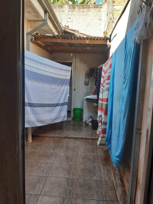 Casa Residencial à venda no bairro Jardim Olga Veroni:
