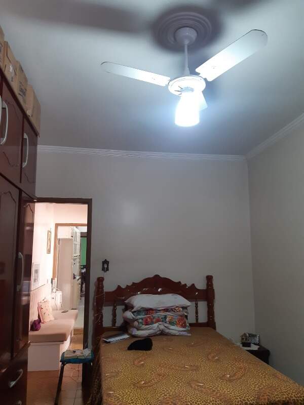 Casa Residencial à venda no bairro Jardim Olga Veroni: