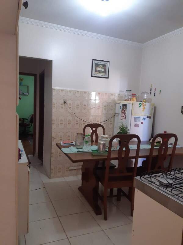 Casa Residencial à venda no bairro Jardim Olga Veroni: