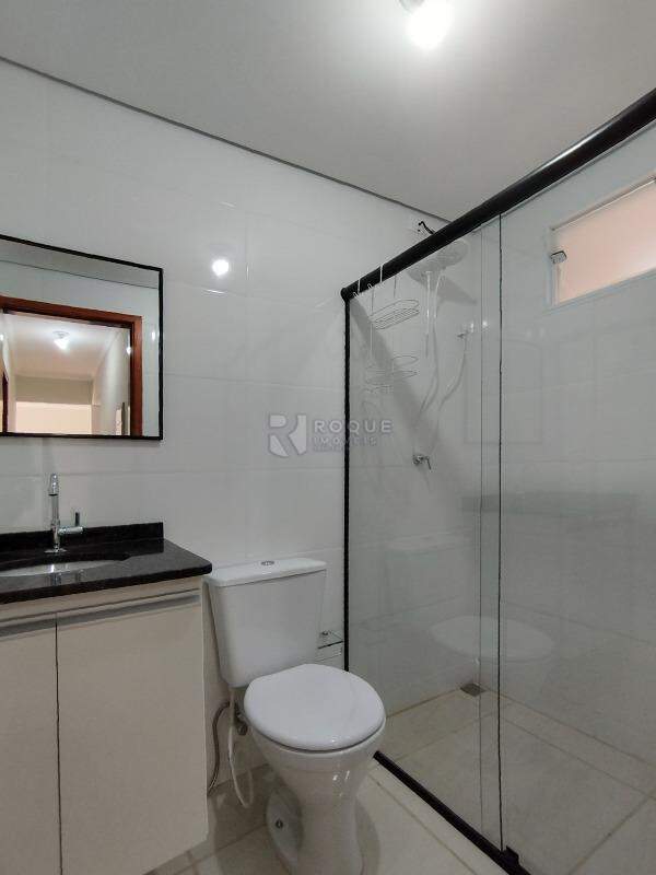 Apartamento para aluguel no bairro Jardim São Roque: WC 