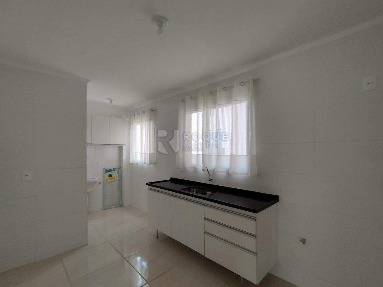 Apartamento para aluguel no bairro Jardim São Roque: Cozinha 