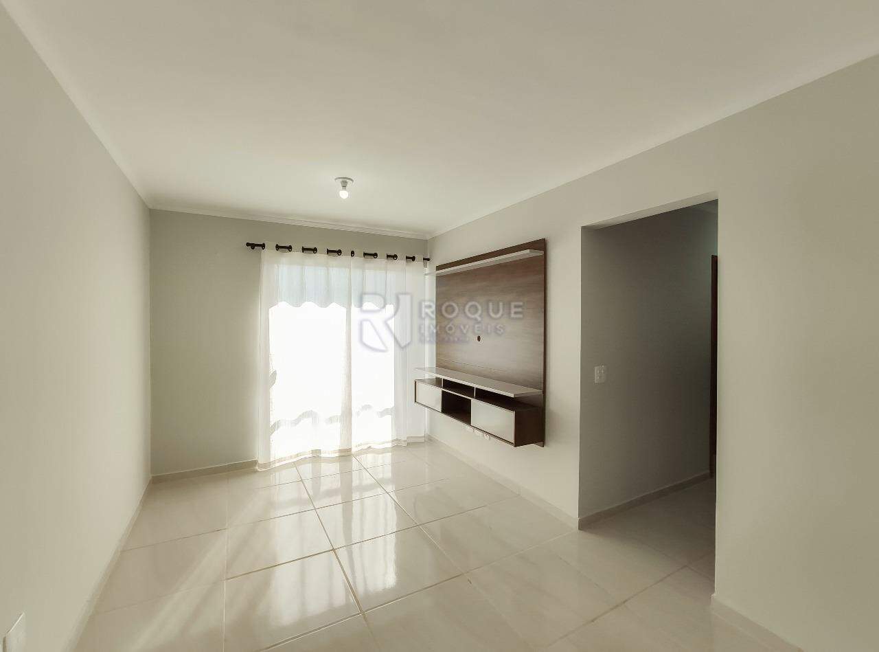 Apartamento para aluguel no bairro Jardim São Roque: Sala 
