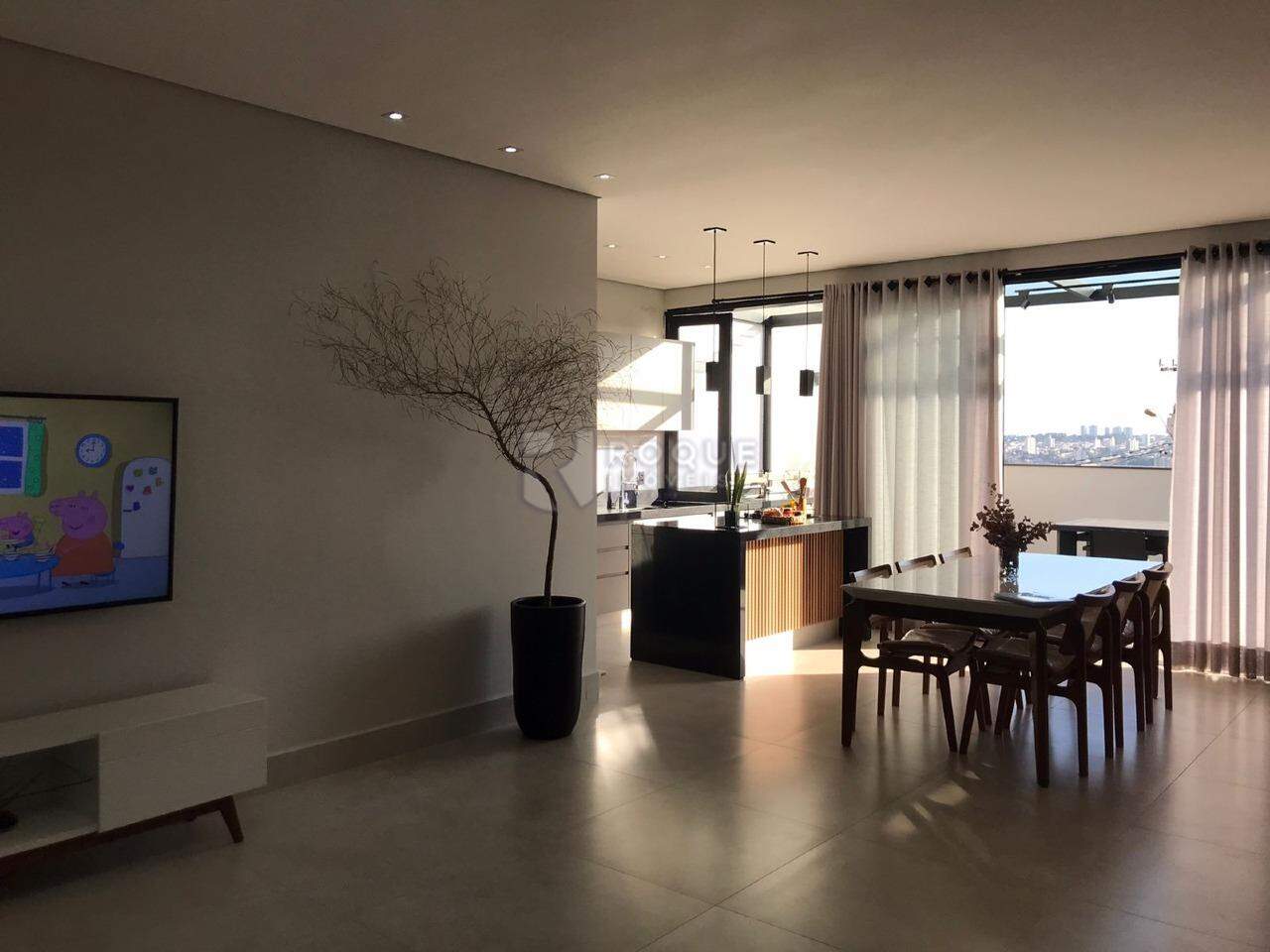 Casa Comercial à venda no bairro Jardim Porto Real IV: