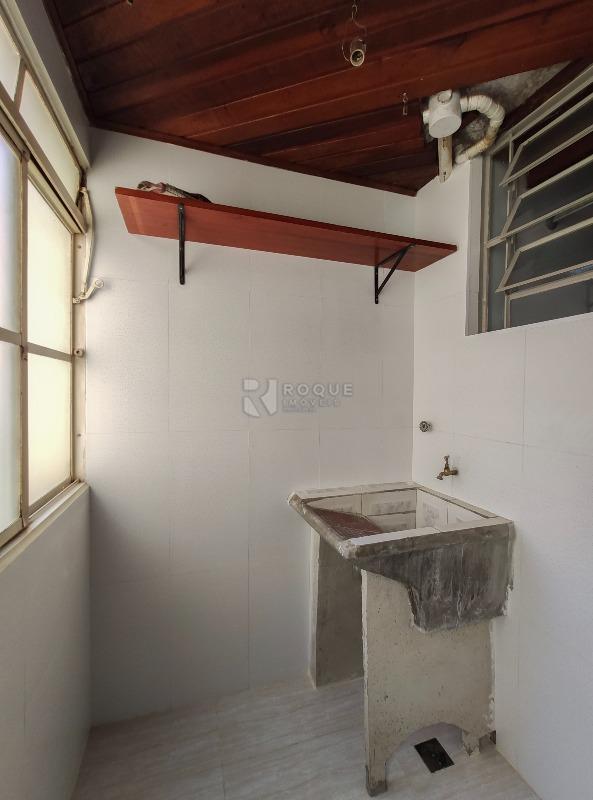 Apartamento para aluguel no bairro Jardim Olga Veroni: Área de serviço 