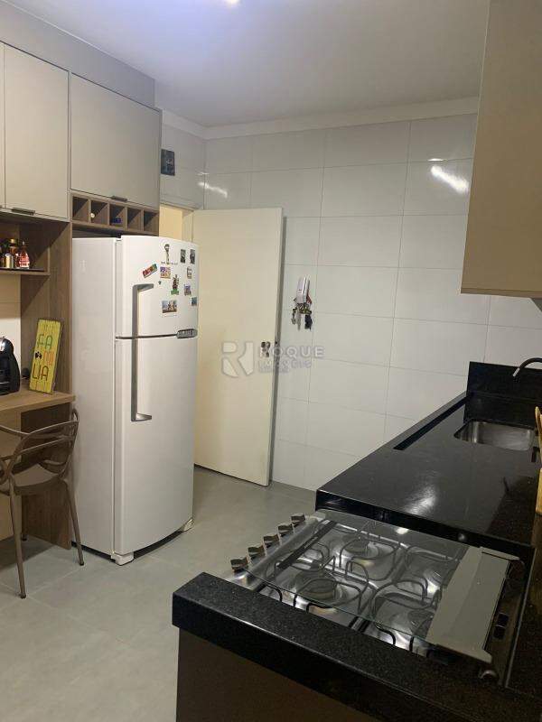 Apartamento à venda no bairro Centro: