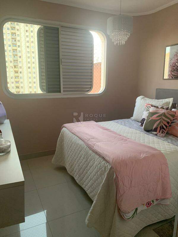 Apartamento à venda no bairro Centro: