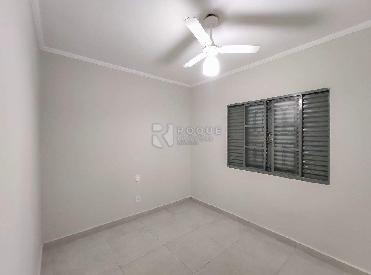 Casa Residencial para aluguel no bairro Jardim Maria Buchi Modeneis: Dormitório 1