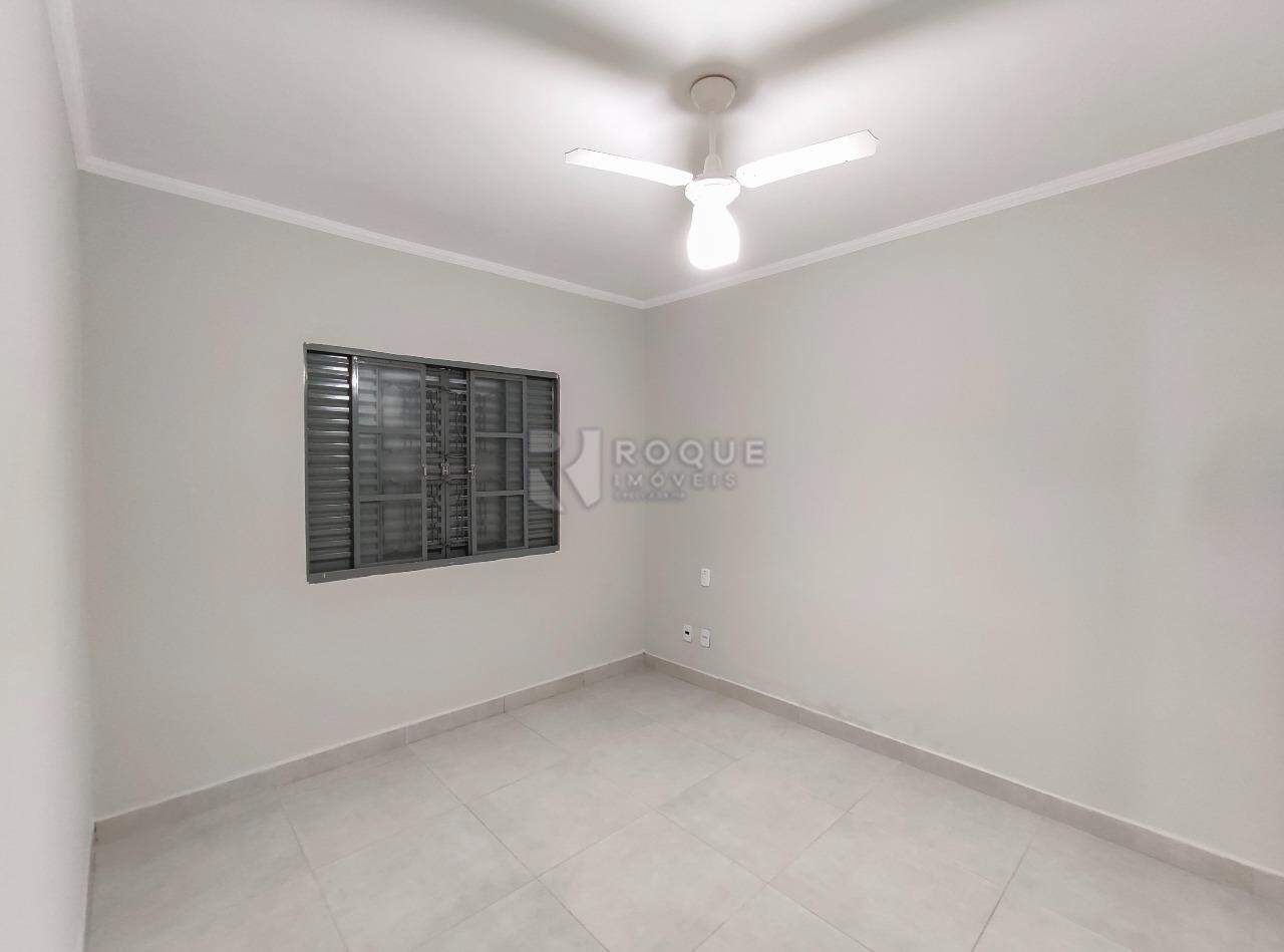 Casa Residencial para aluguel no bairro Jardim Maria Buchi Modeneis: Dormitório 2