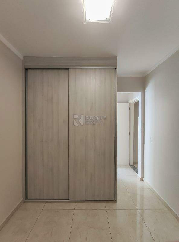 Apartamento para aluguel no bairro Jardim Esmeralda: Dormitório 2