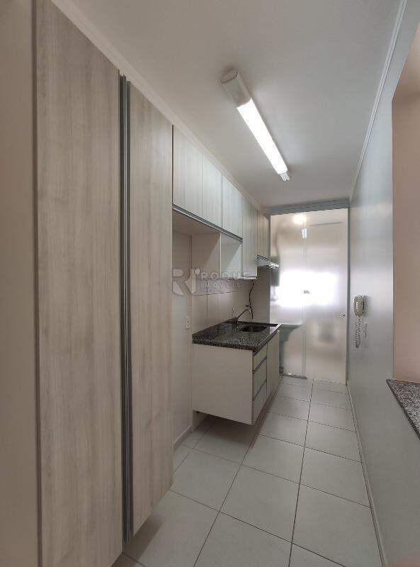 Apartamento para aluguel no bairro Jardim Esmeralda: Cozinha 