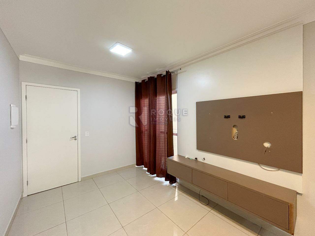 Apartamento para aluguel no bairro Residencial Rubi: Sala 