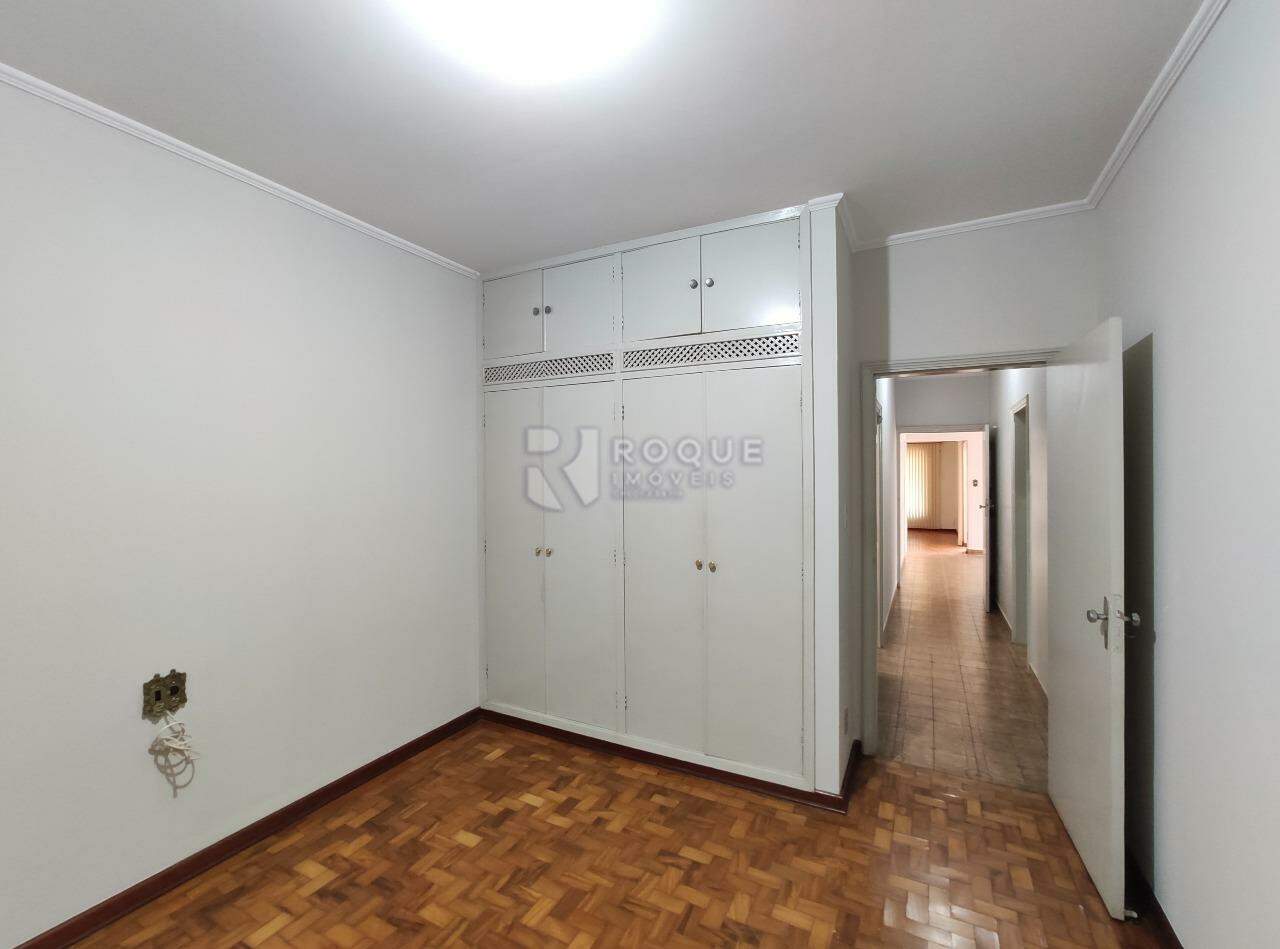 Casa Residencial para aluguel no bairro Vila Claudia: Dormitório 3