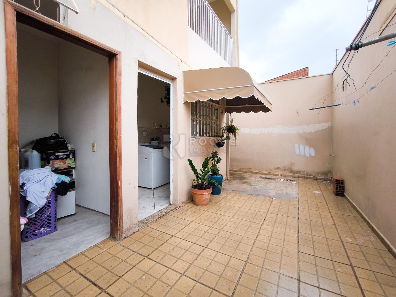 Casa Residencial à venda no bairro Jardim Rossi: ÁREA DE SERVIÇO