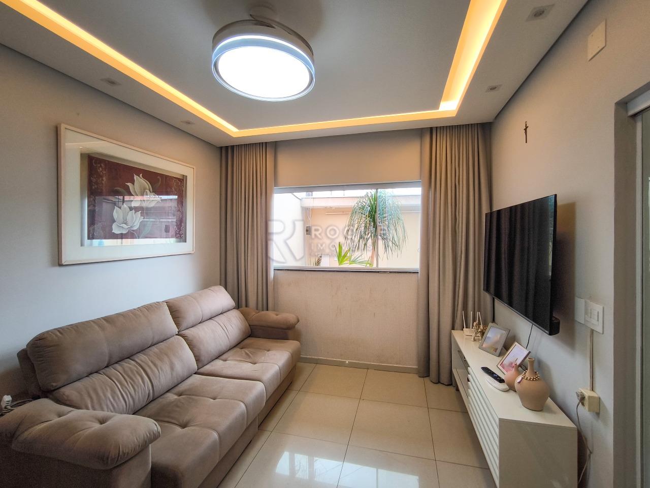 Casa Residencial à venda no bairro Jardim Rossi: SALA DE ESTAR