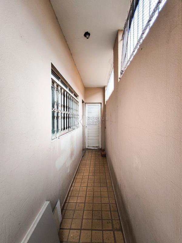 Casa Residencial à venda no bairro Jardim Rossi: LATERAL EXTERNA