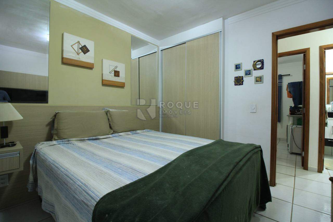 Apartamento à venda no bairro Vila Labaki: 