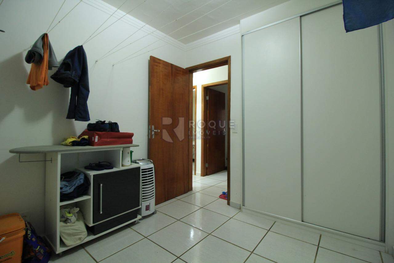 Apartamento à venda no bairro Vila Labaki: 