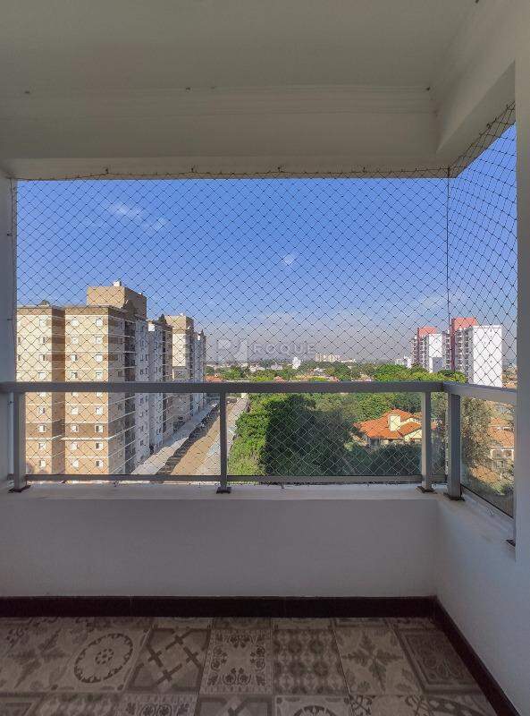 Apartamento para aluguel no bairro Chácaras Antonieta: Sacada 