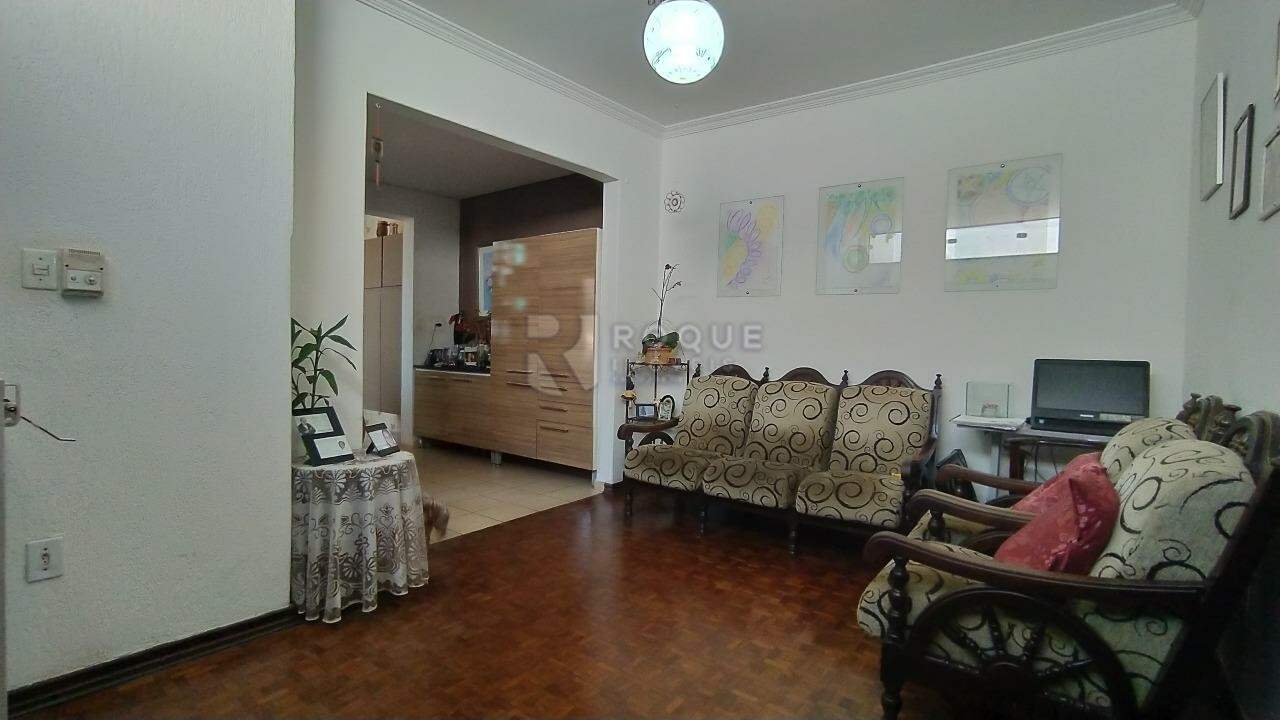 Casa Residencial à venda no bairro Centro: 