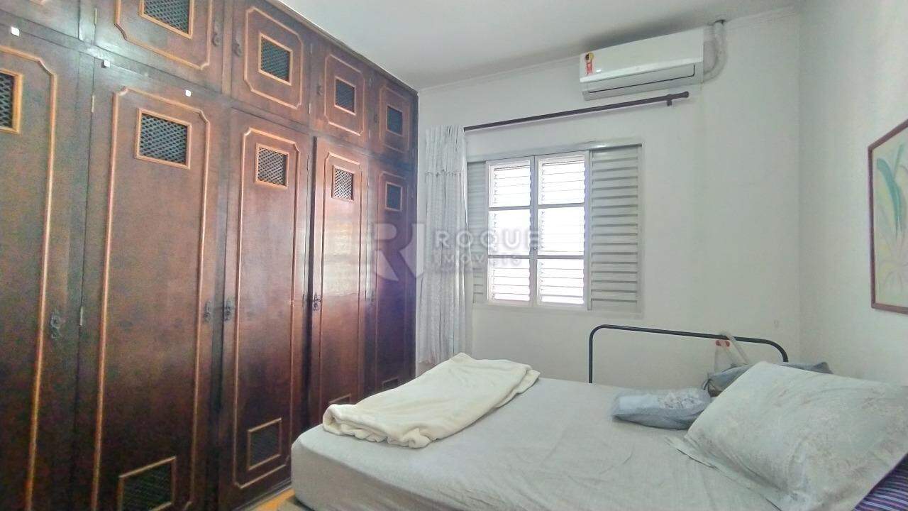 Casa Residencial à venda no bairro Centro: