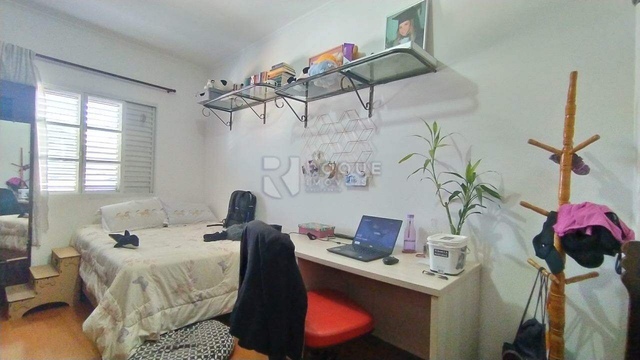 Casa Residencial à venda no bairro Centro: