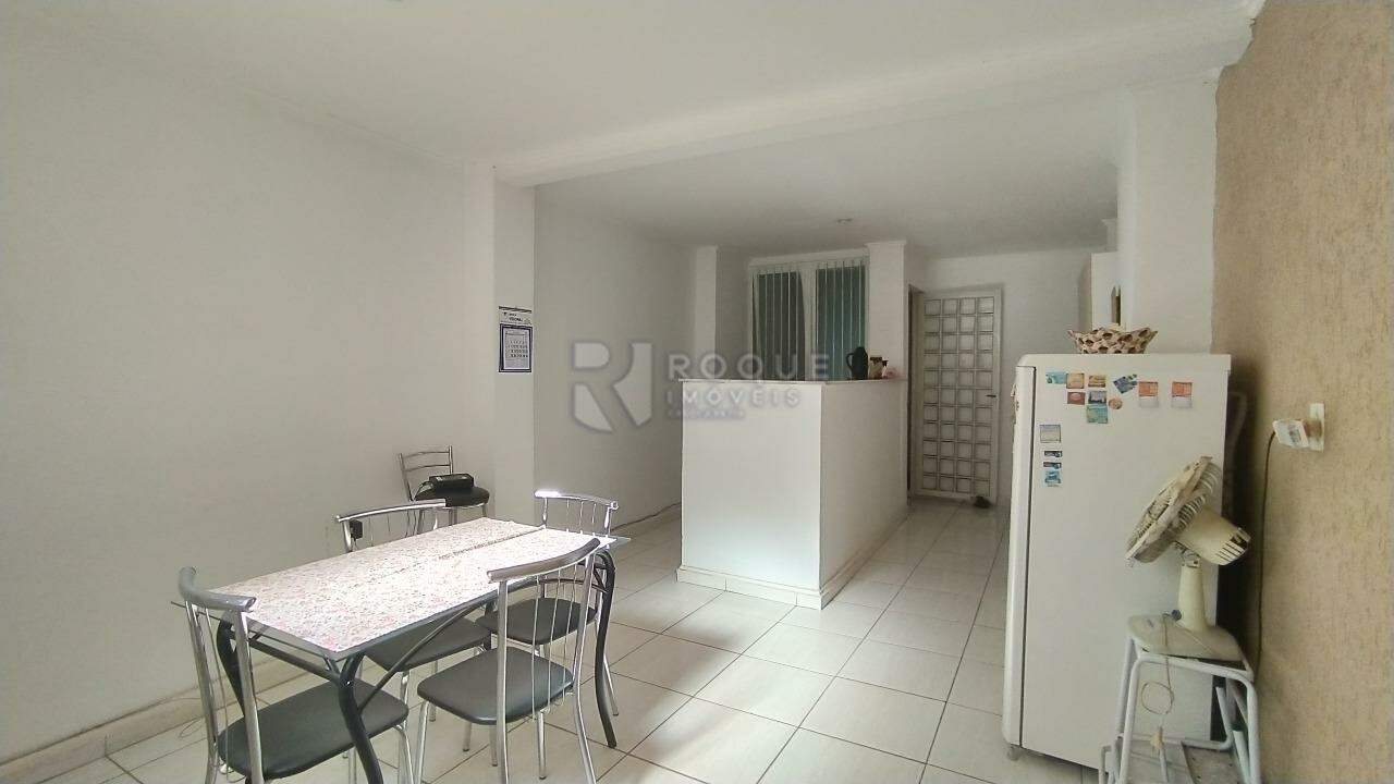 Casa Residencial à venda no bairro Centro: