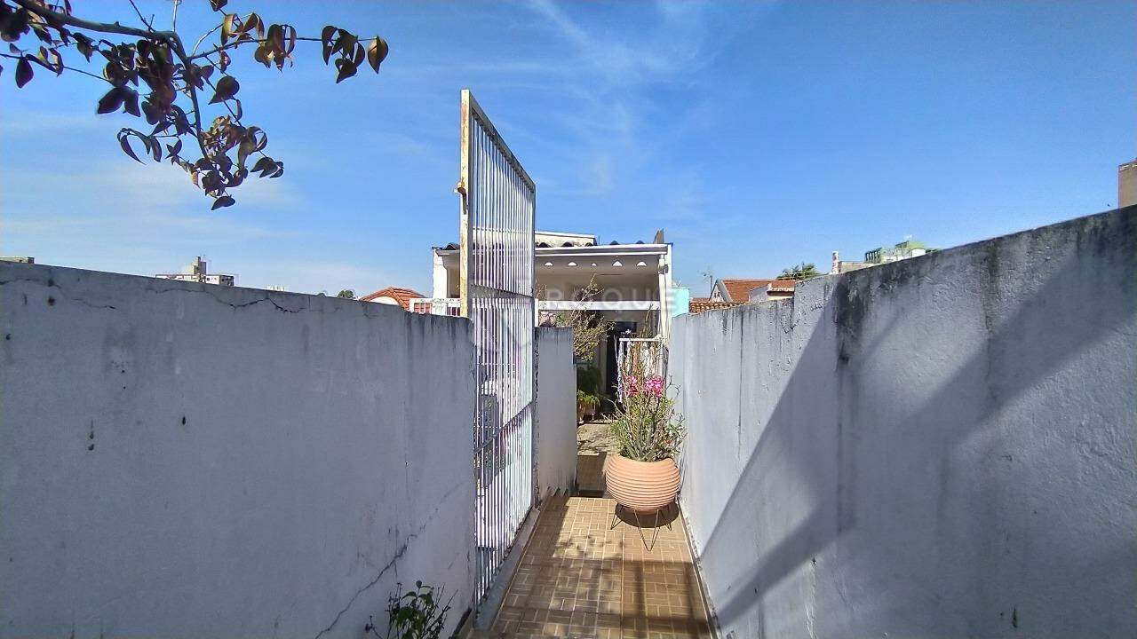 Casa Residencial à venda no bairro Centro: