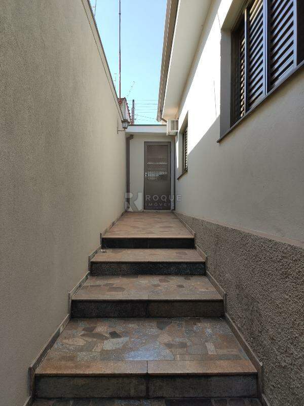 Casa Residencial para aluguel no bairro Vila Santa Lucia: Corredor 