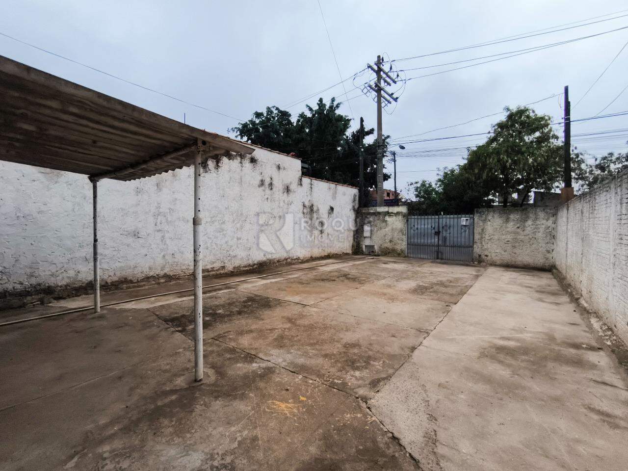 Casa Residencial à venda no bairro Jardim Lagoa Nova: QUINTAL