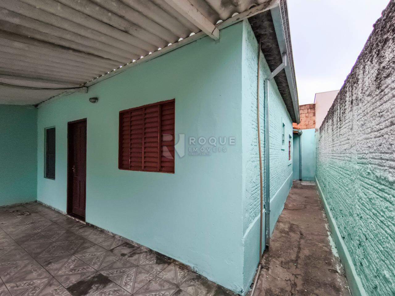 Casa Residencial à venda no bairro Jardim Lagoa Nova: FRENTE