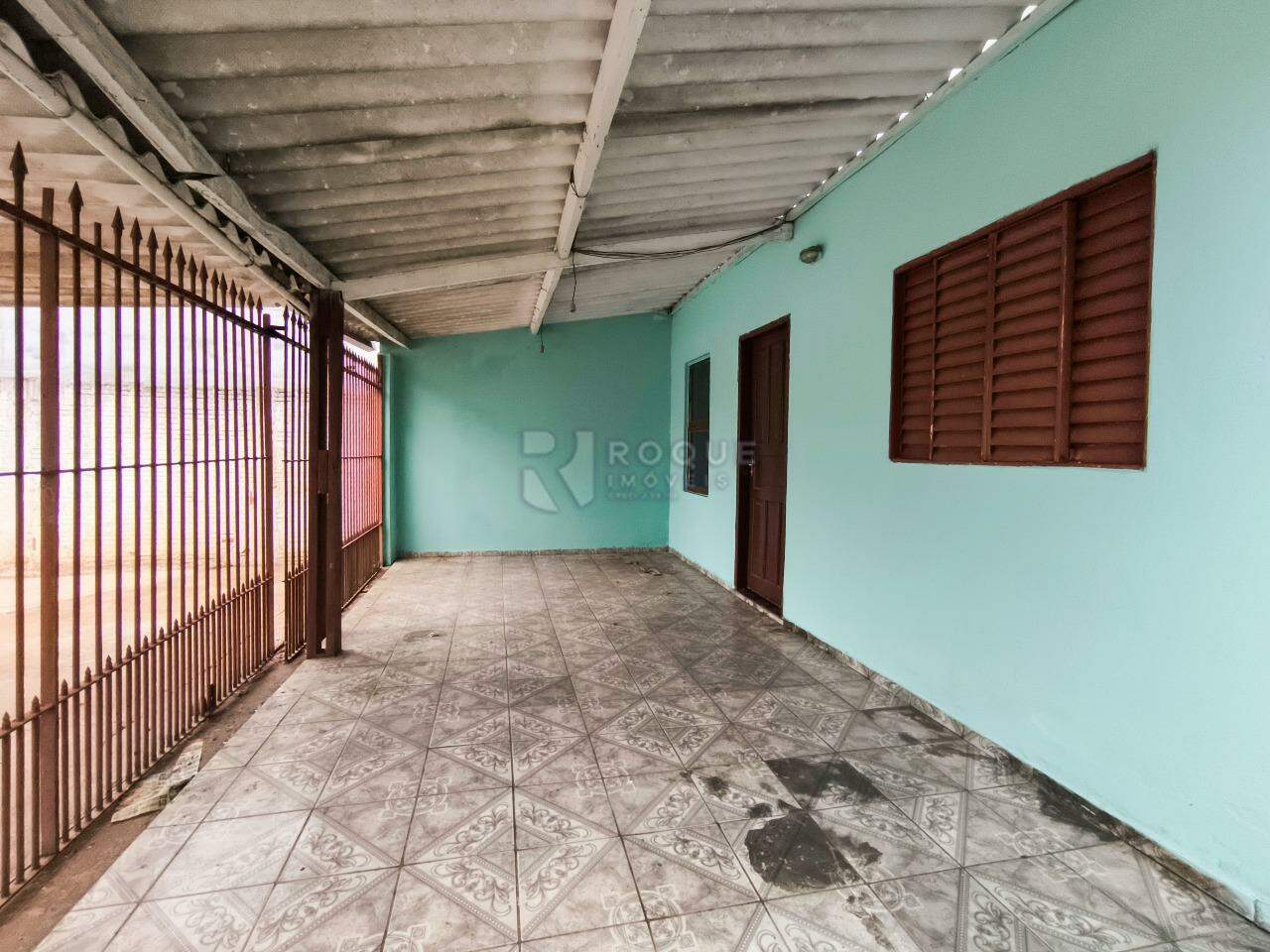 Casa Residencial à venda no bairro Jardim Lagoa Nova: VARANDA