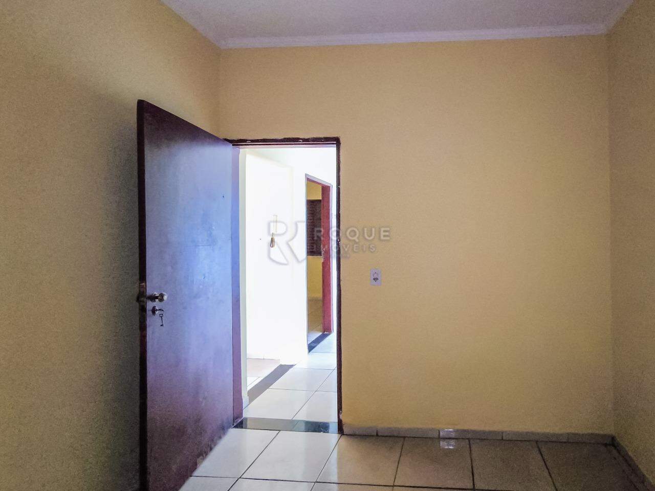 Casa Residencial à venda no bairro Jardim Lagoa Nova: DORMITÓRIO 1