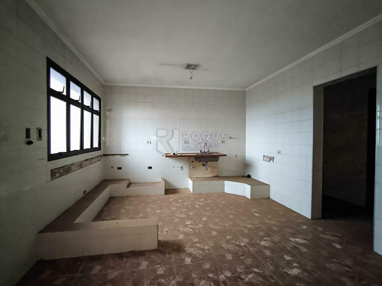 Apartamento à venda no bairro Centro: COZINHA