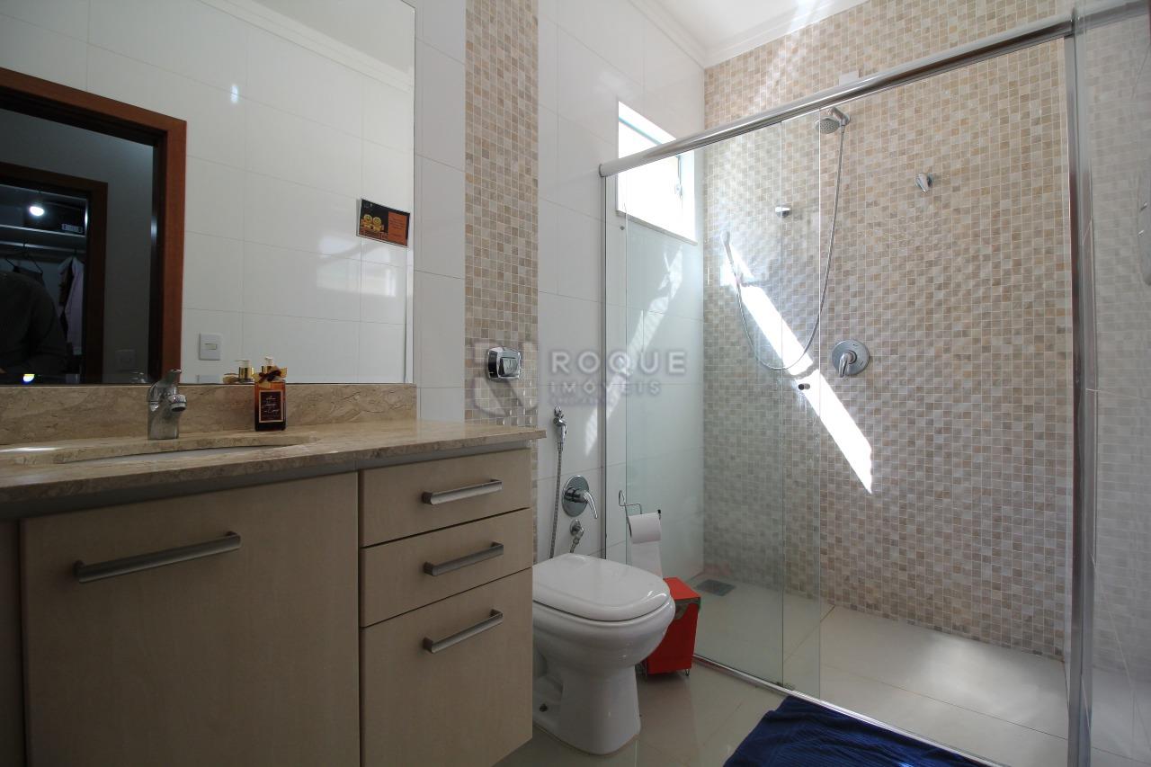 Casa em condomínio à venda no bairro Jardim Terras de Santa Elisa: 