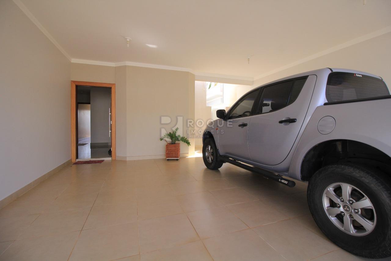 Casa em condomínio à venda no bairro Jardim Terras de Santa Elisa: 