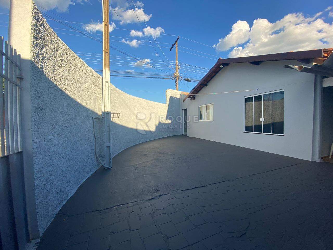 Casa Residencial para aluguel no bairro Residencial Econômico Manoel Simão de Barros Levy: Quintal frente