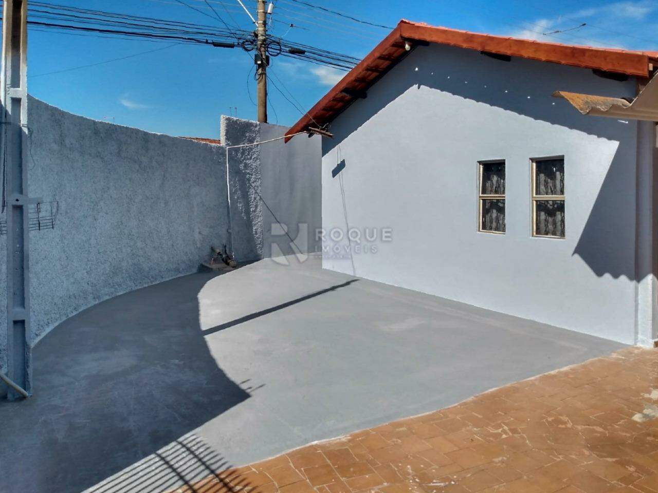 Casa Residencial para aluguel no bairro Residencial Econômico Manoel Simão de Barros Levy: Quintal Frente 