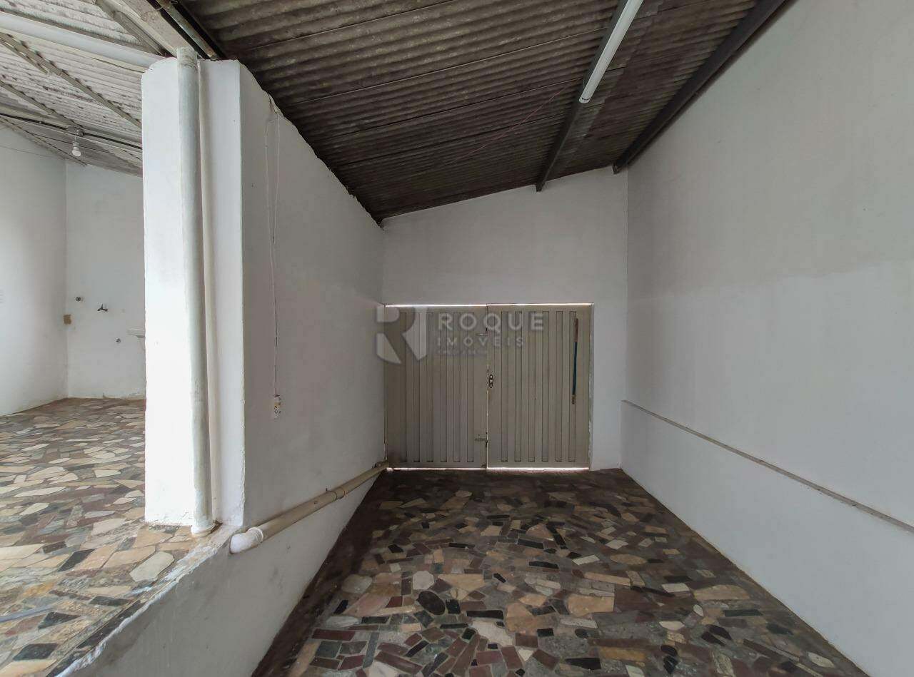 Casa Residencial para aluguel no bairro Vila Piza: Garagem 