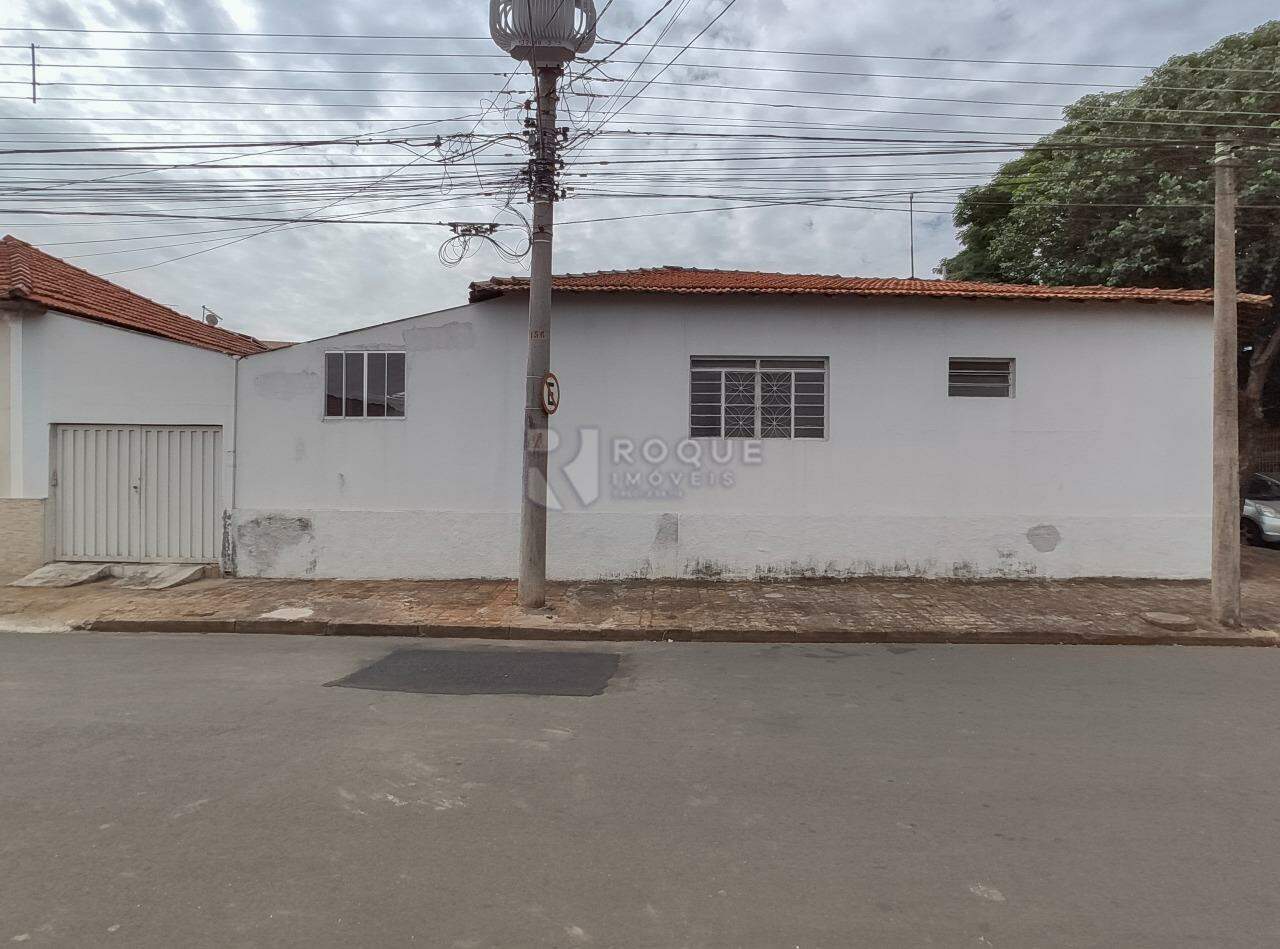 Casa Residencial para aluguel no bairro Vila Piza: Fachada 