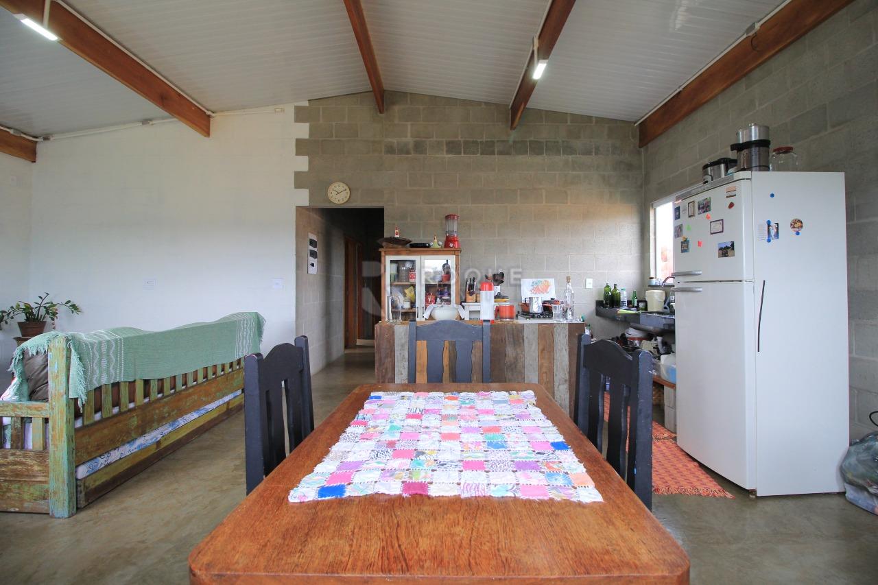 Chácara à venda no bairro Pires de Baixo: 