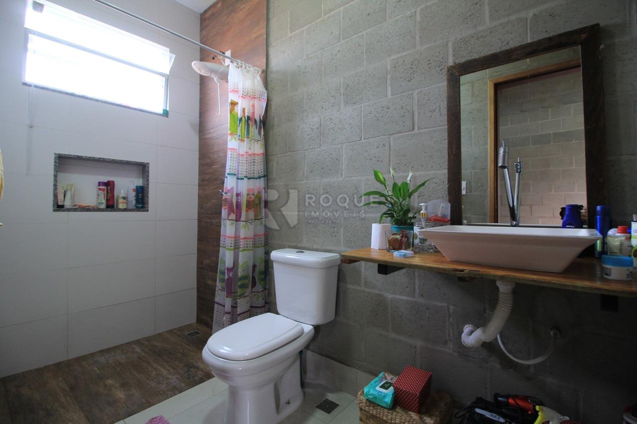 Chácara à venda no bairro Pires de Baixo: 