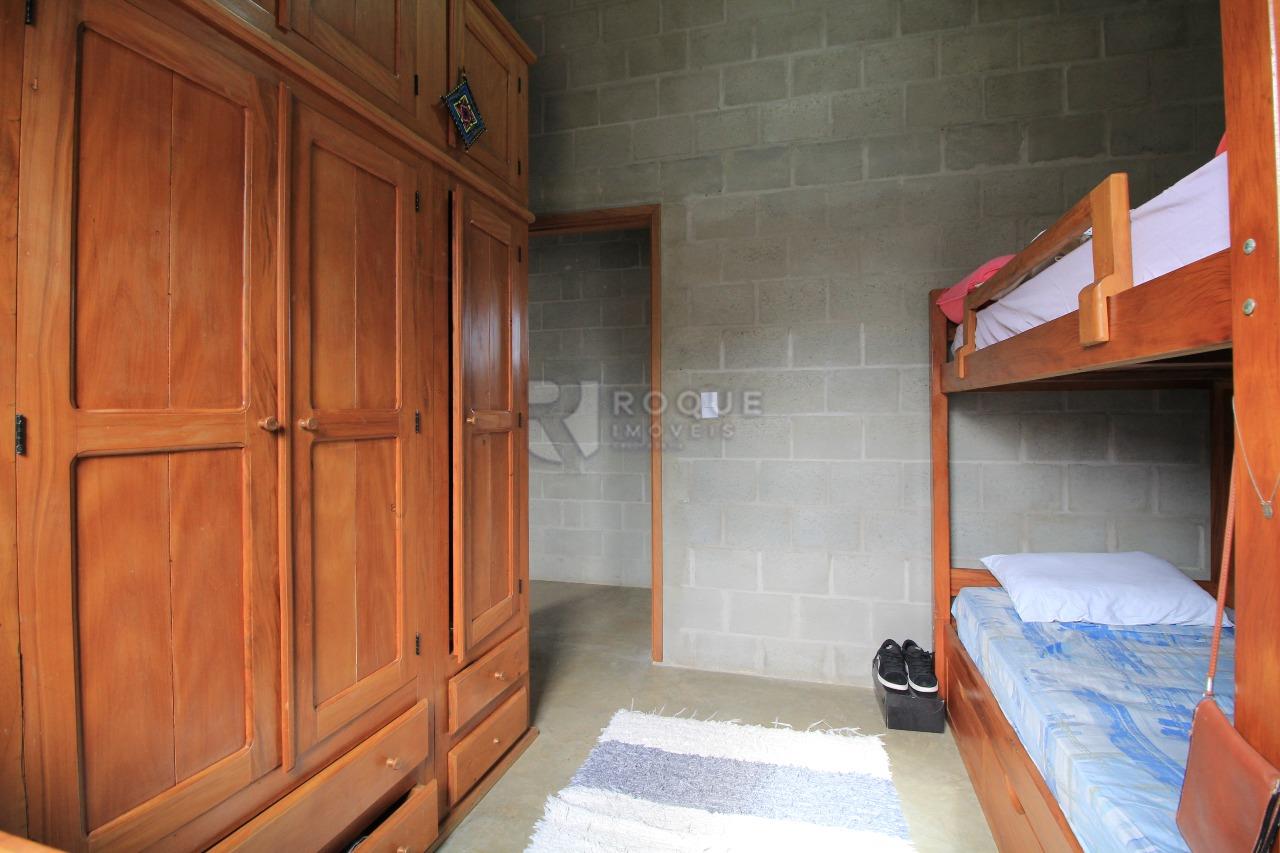 Chácara à venda no bairro Pires de Baixo: 