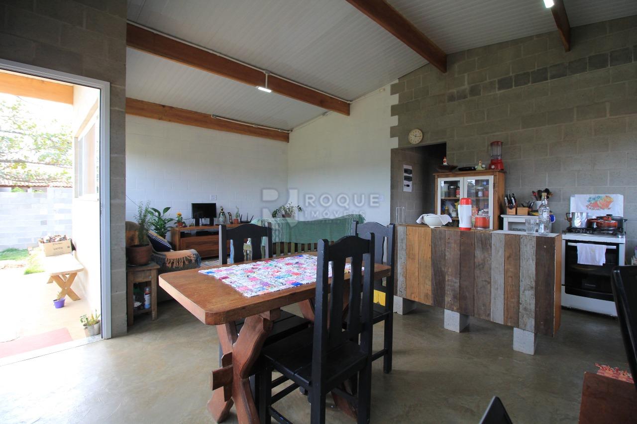 Chácara à venda no bairro Pires de Baixo: 