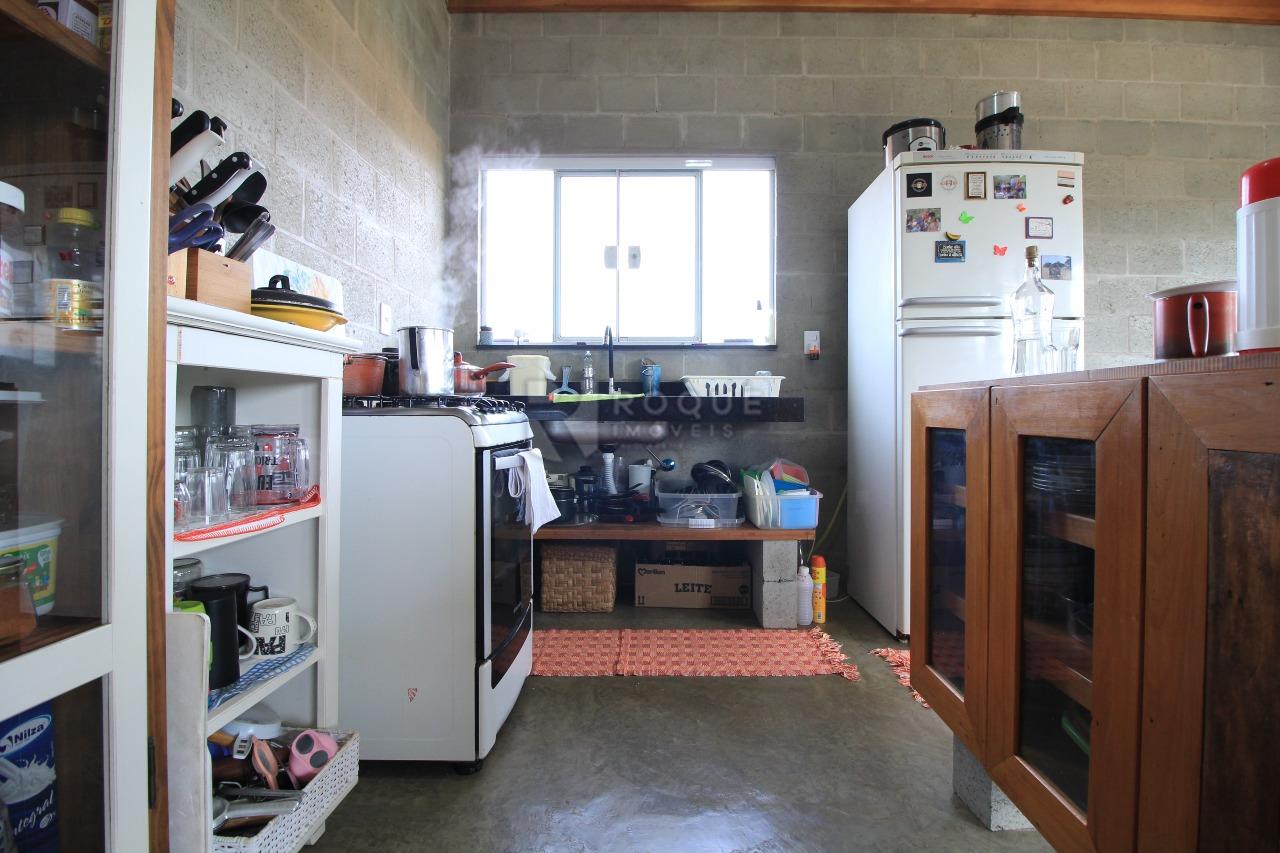 Chácara à venda no bairro Pires de Baixo: 